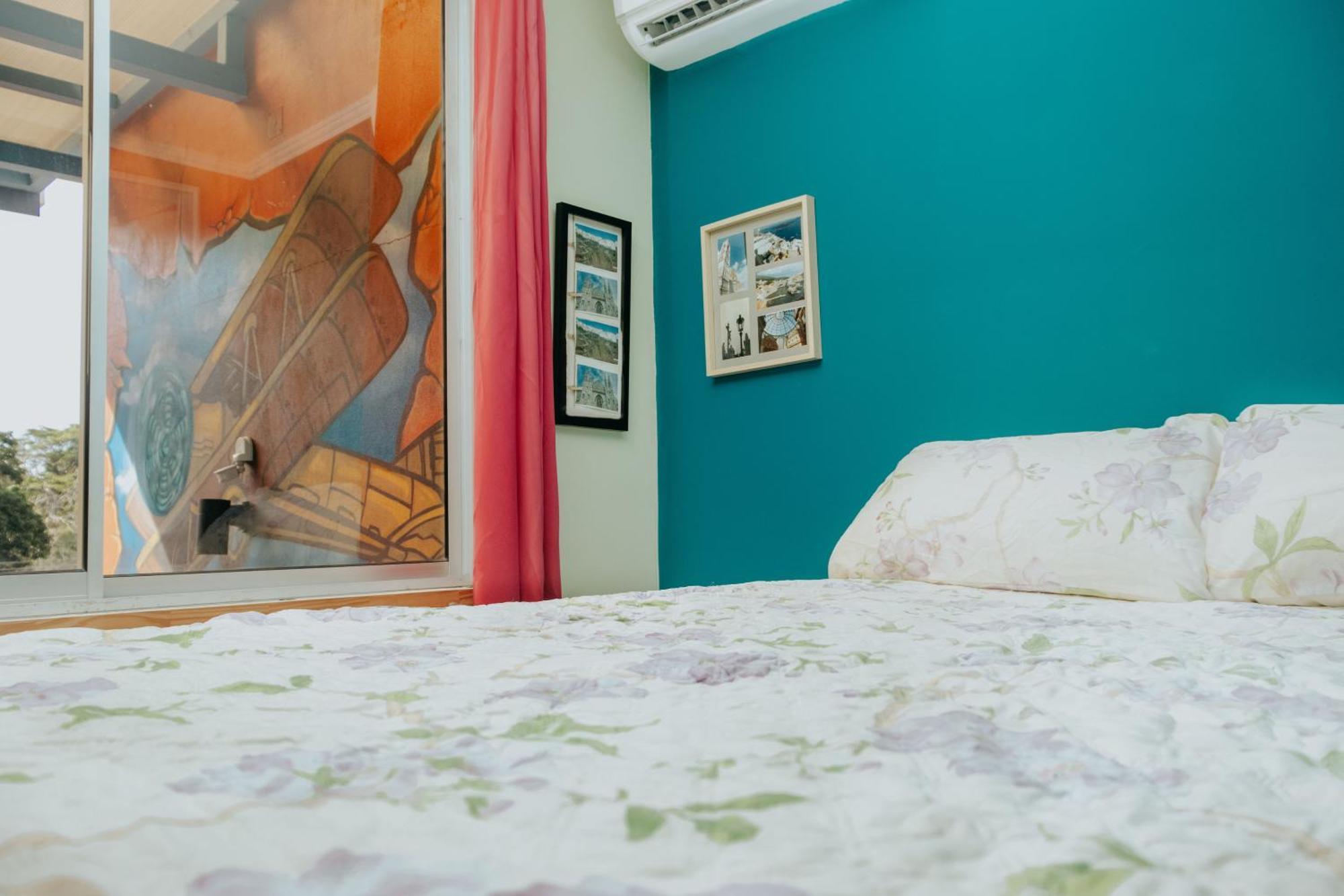 Wanderlust Apartment *